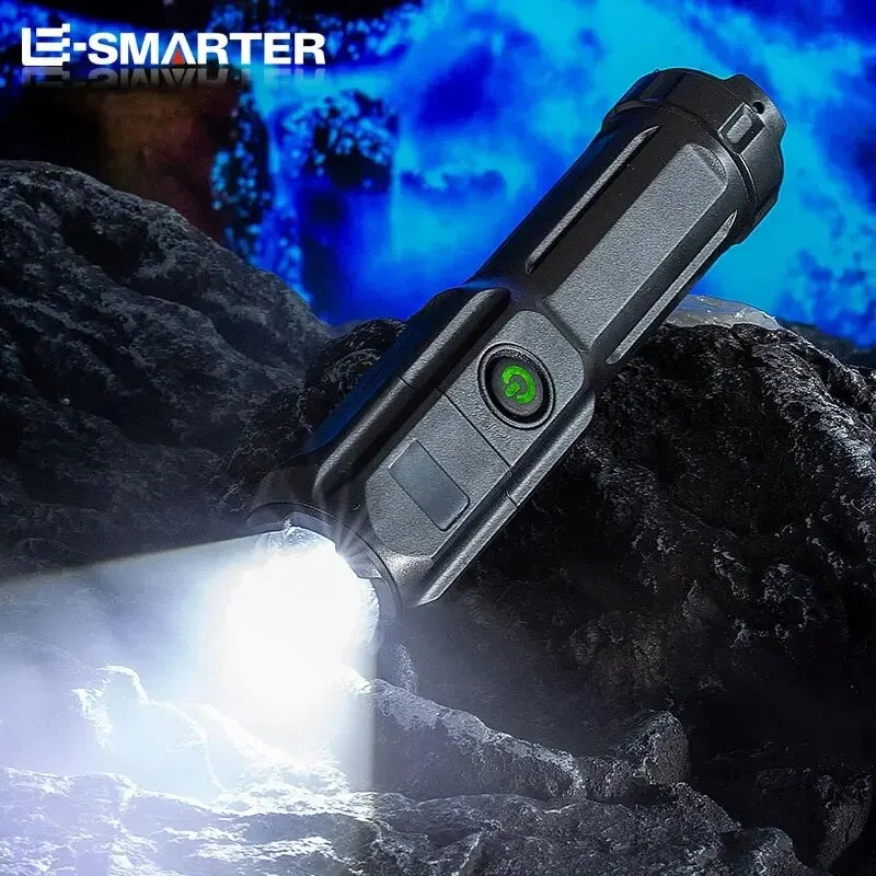 LANTERNA SUPER 4 Modos de Iluminação Lanternas LED Fortes Zoom Telescópico Lanterna Tática USB Holofote Portátil Lanterna de Acampamento de Longo Alcance